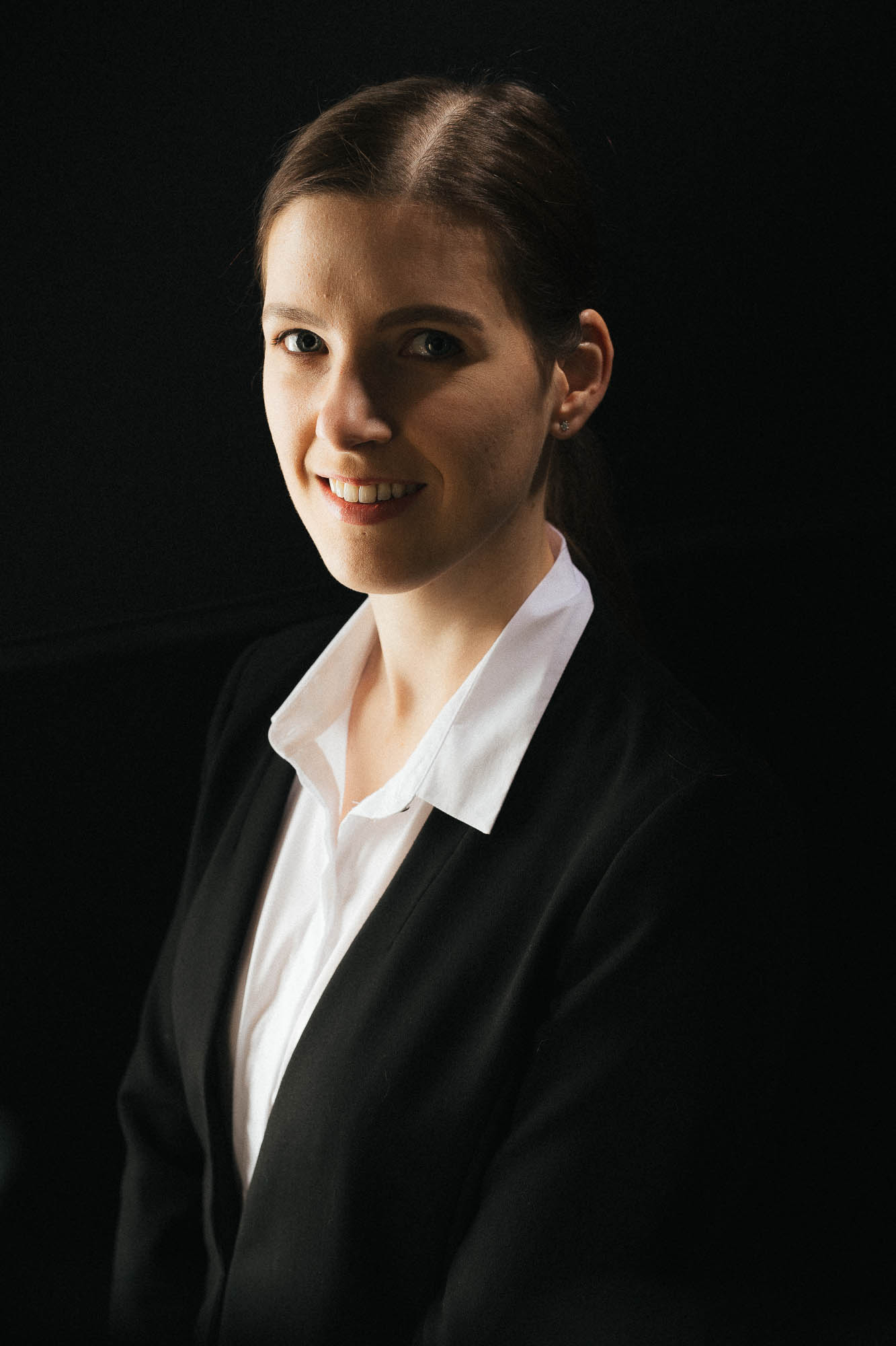 Export x3 Headshots Romina 202001296 Capture 2